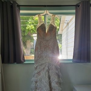 Galina Signature Wedding Gown